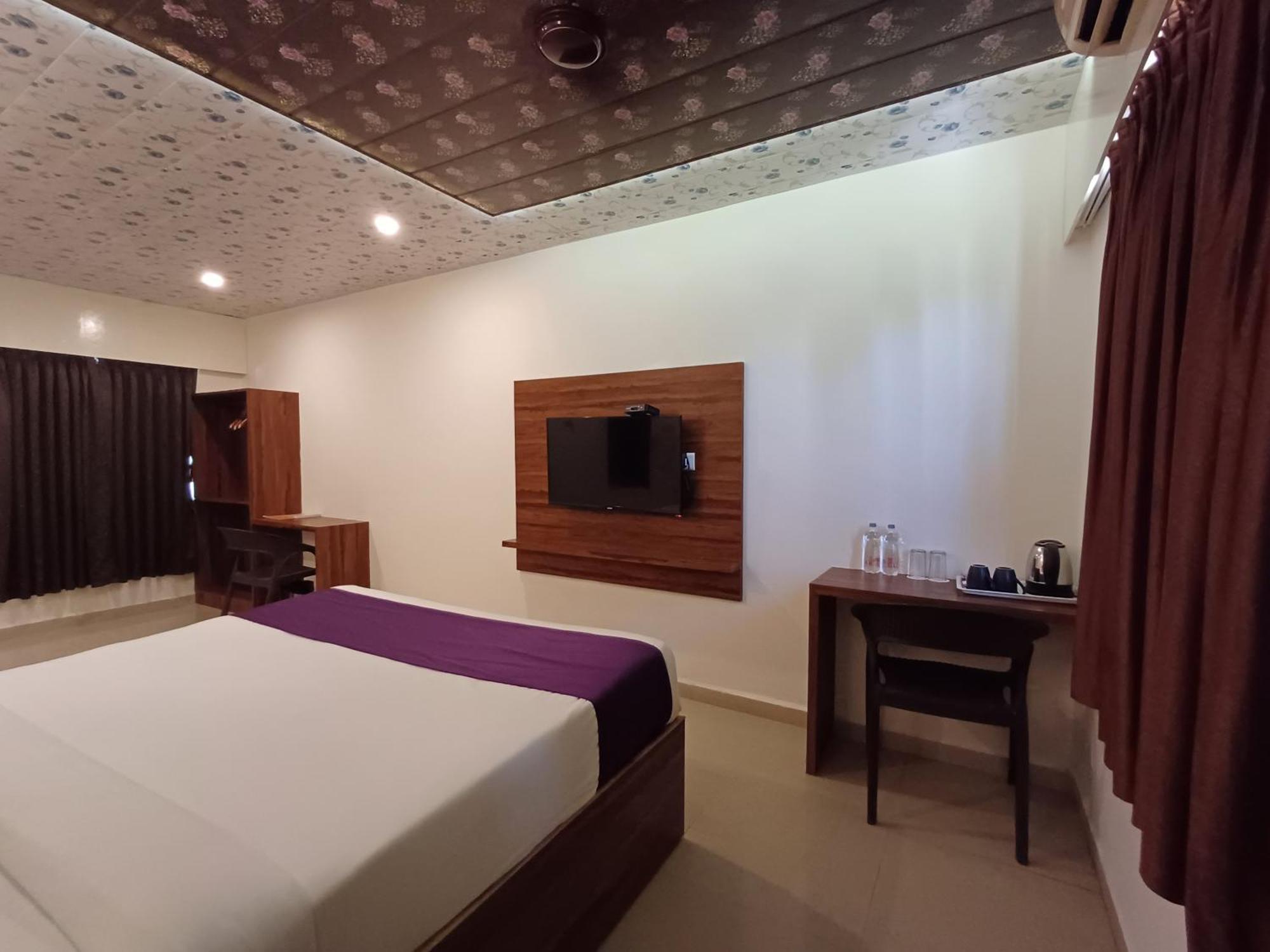 Vits Daman Devka Beach Ngoại thất bức ảnh